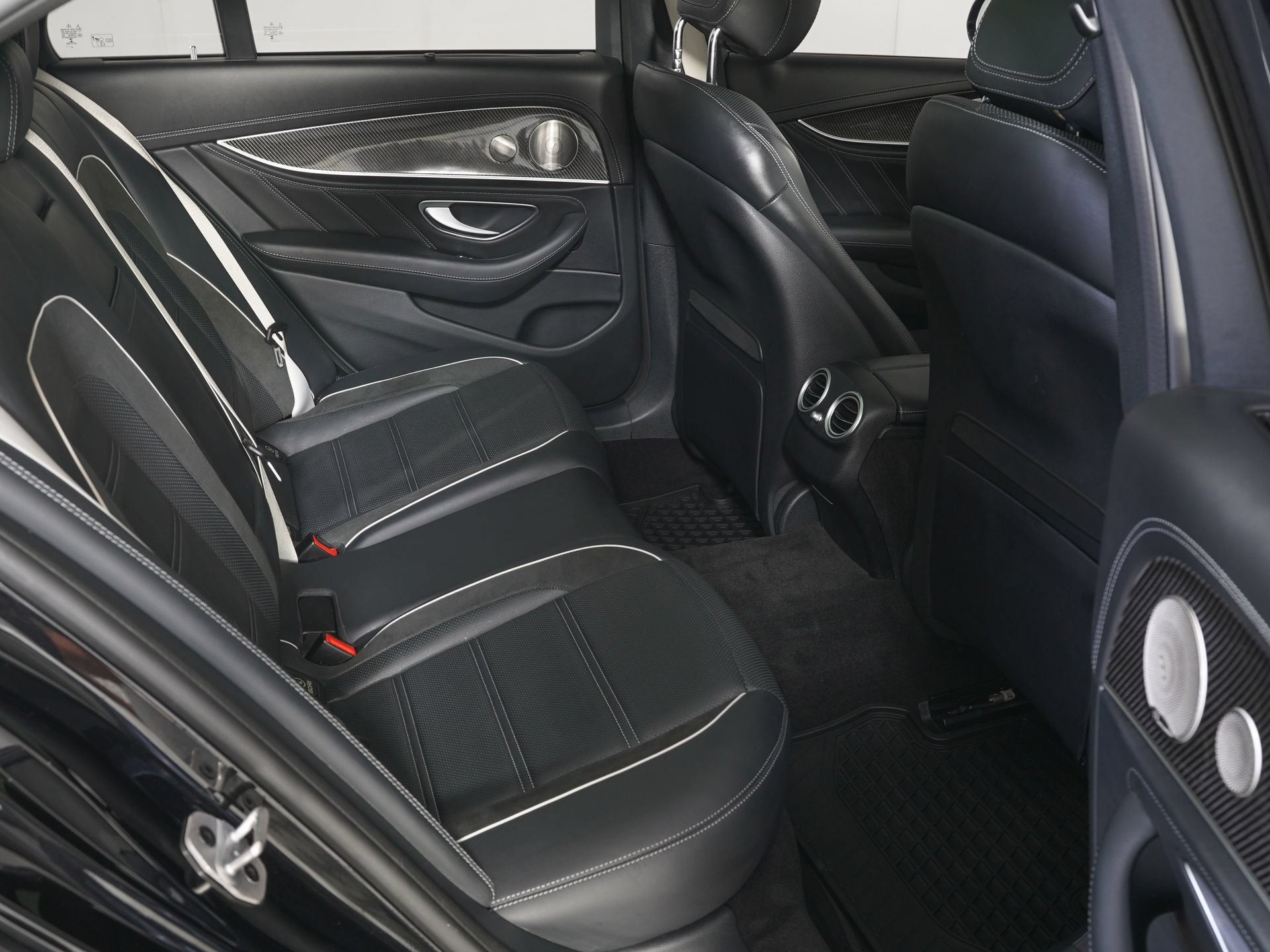 Used 2023 Mercedes-Benz E 63 AMG S image 9