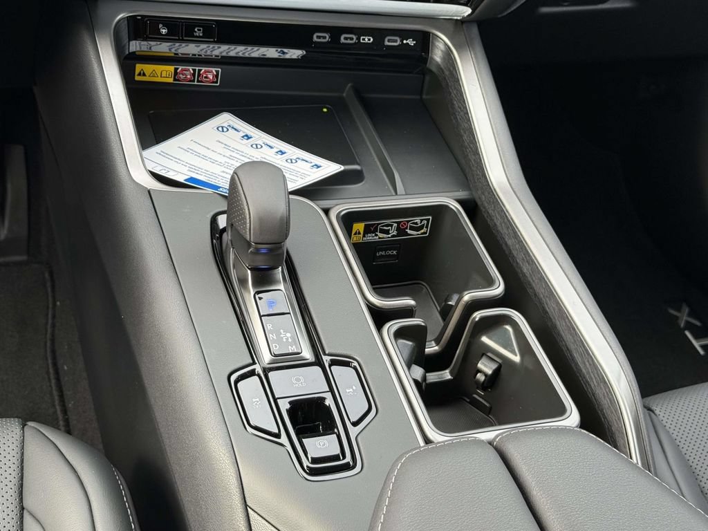 New 2026 Lexus TX 500h AWD image 15
