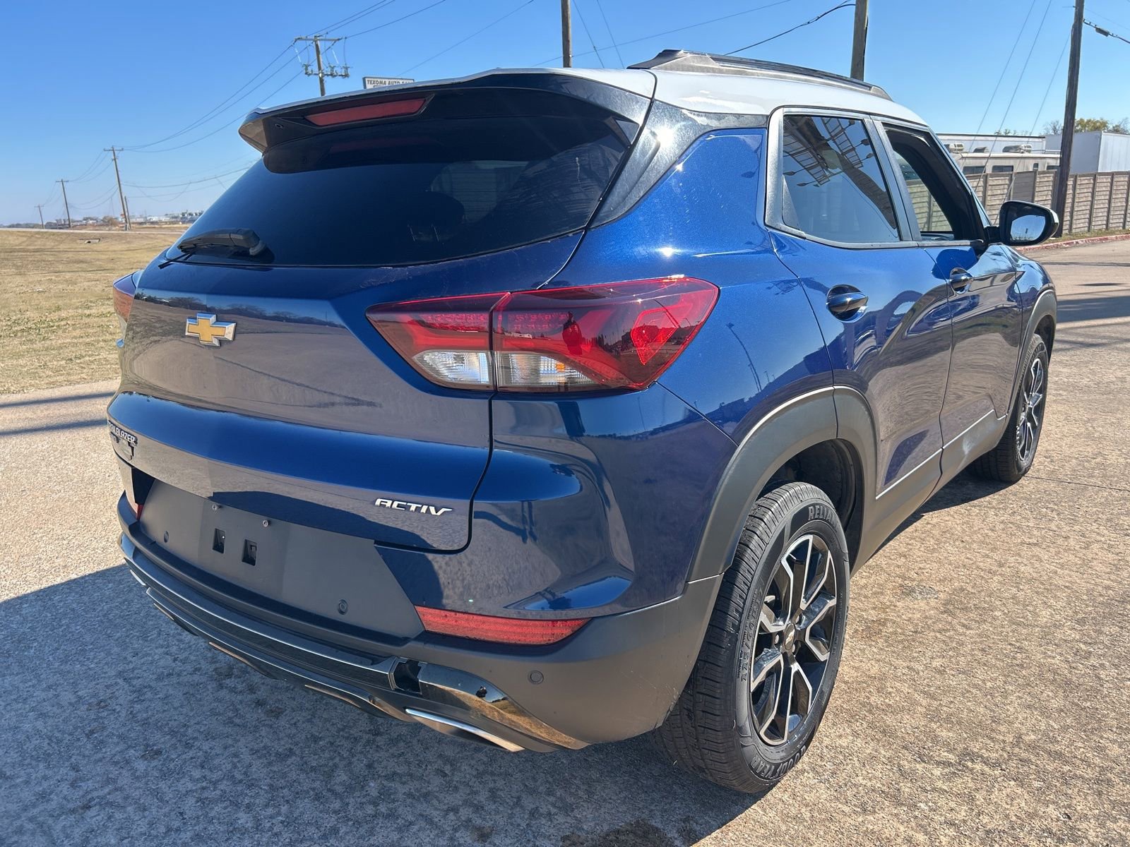 Used 2022 Chevrolet TrailBlazer ACTIV w/ Sun and Liftgate Package image 3