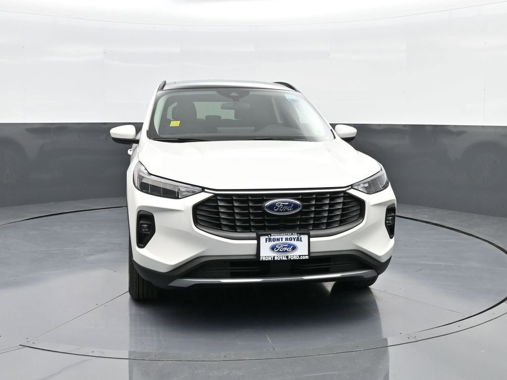 New 2025 Ford Escape SE image 2