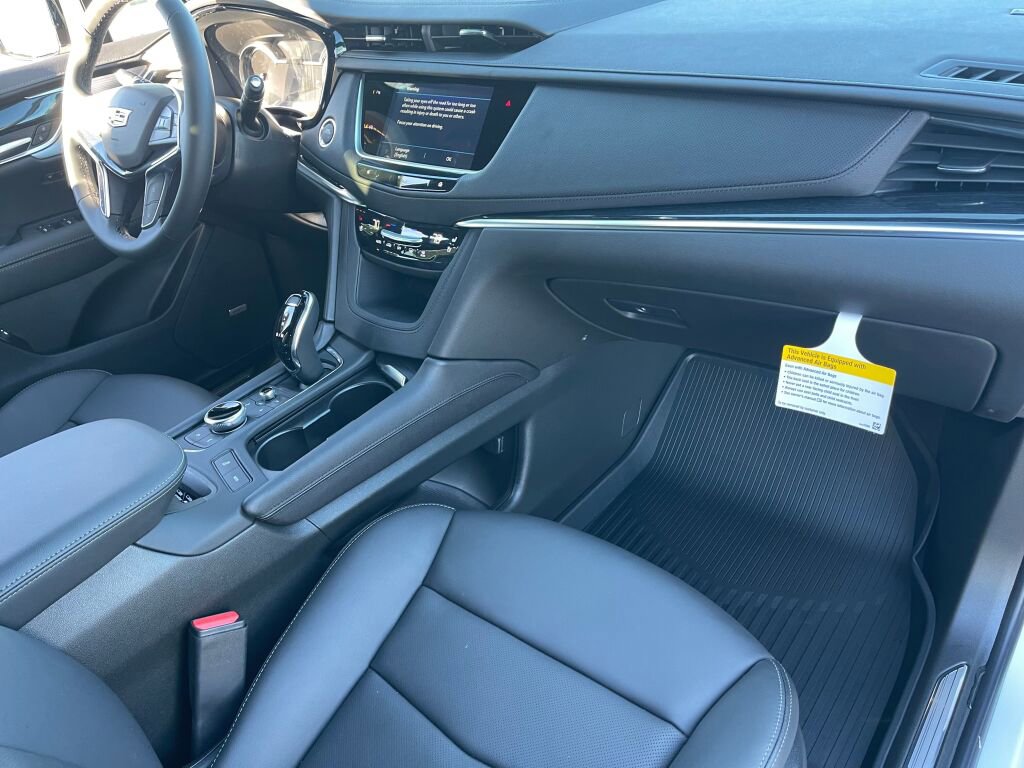 New 2025 Cadillac XT5 Premium Luxury w/ LPO, Floor Liner Package image 14