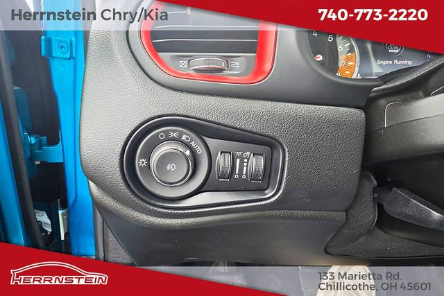 Used 2021 Jeep Renegade Trailhawk w/ Sun & Sound Group image 18