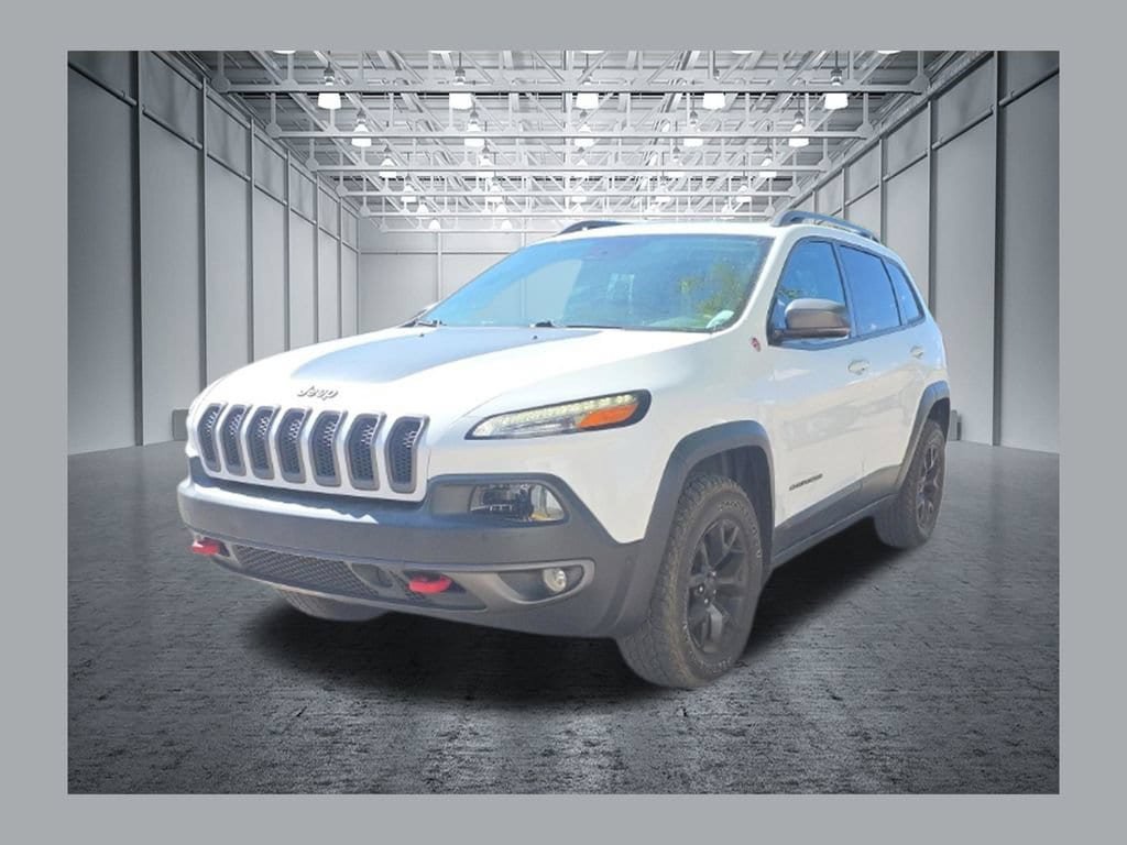 Used 2017 Jeep Cherokee Trailhawk AWD/4WD 360° Tour