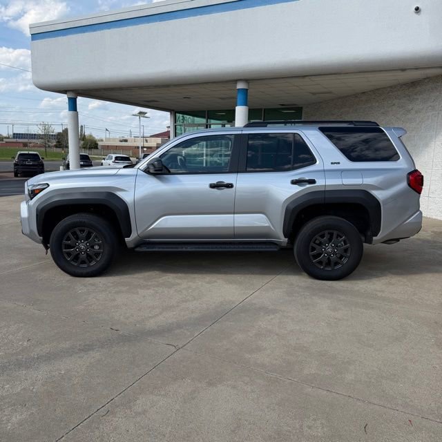 Used 2025 Toyota 4Runner SR5 AWD/4WD image 2