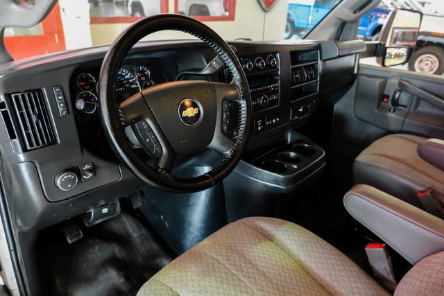 Used 2021 Chevrolet Express 3500 w/ Power Convenience Package RWD image 5