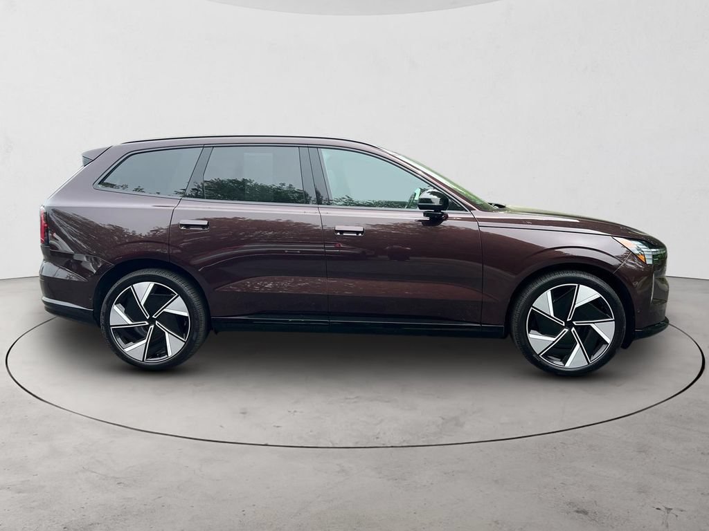 Certified 2025 Volvo EX90 Ultra AWD/4WD image 6