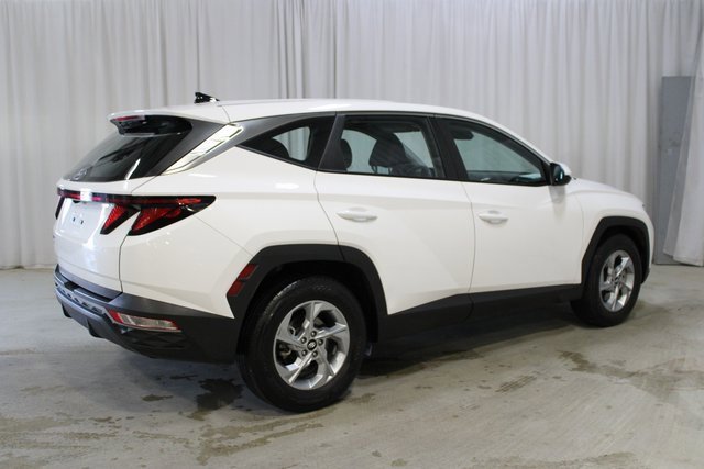 Used 2023 Hyundai Tucson SE image 6