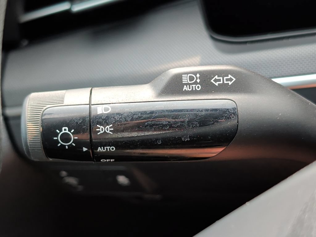 Used 2025 Kia K5 LXS FWD image 44