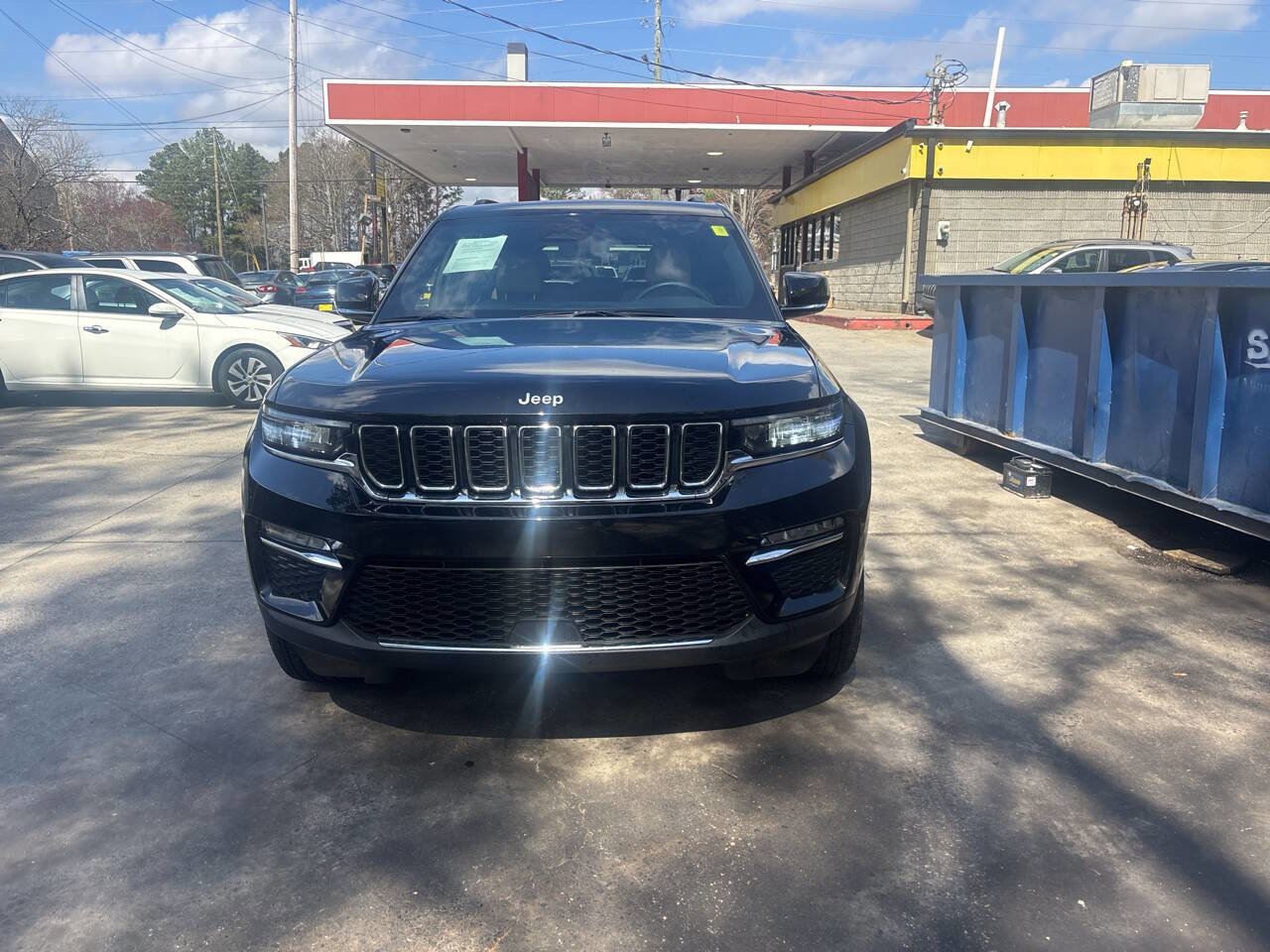 Used 2024 Jeep Grand Cherokee Limited w/ Trailer Tow Package image 3
