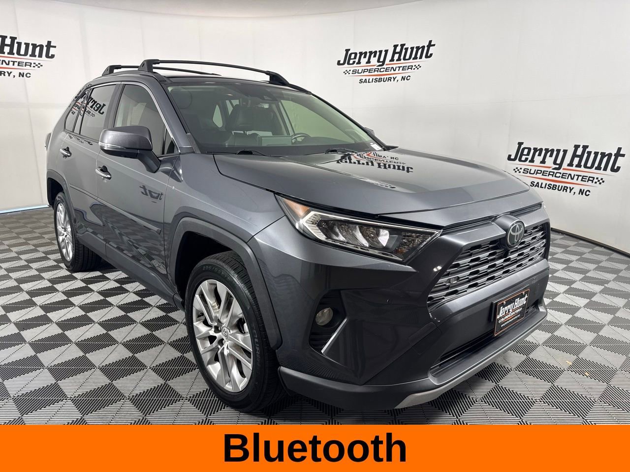 Used 2019 Toyota RAV4 Limited w/ Advanced Technology Package image 6