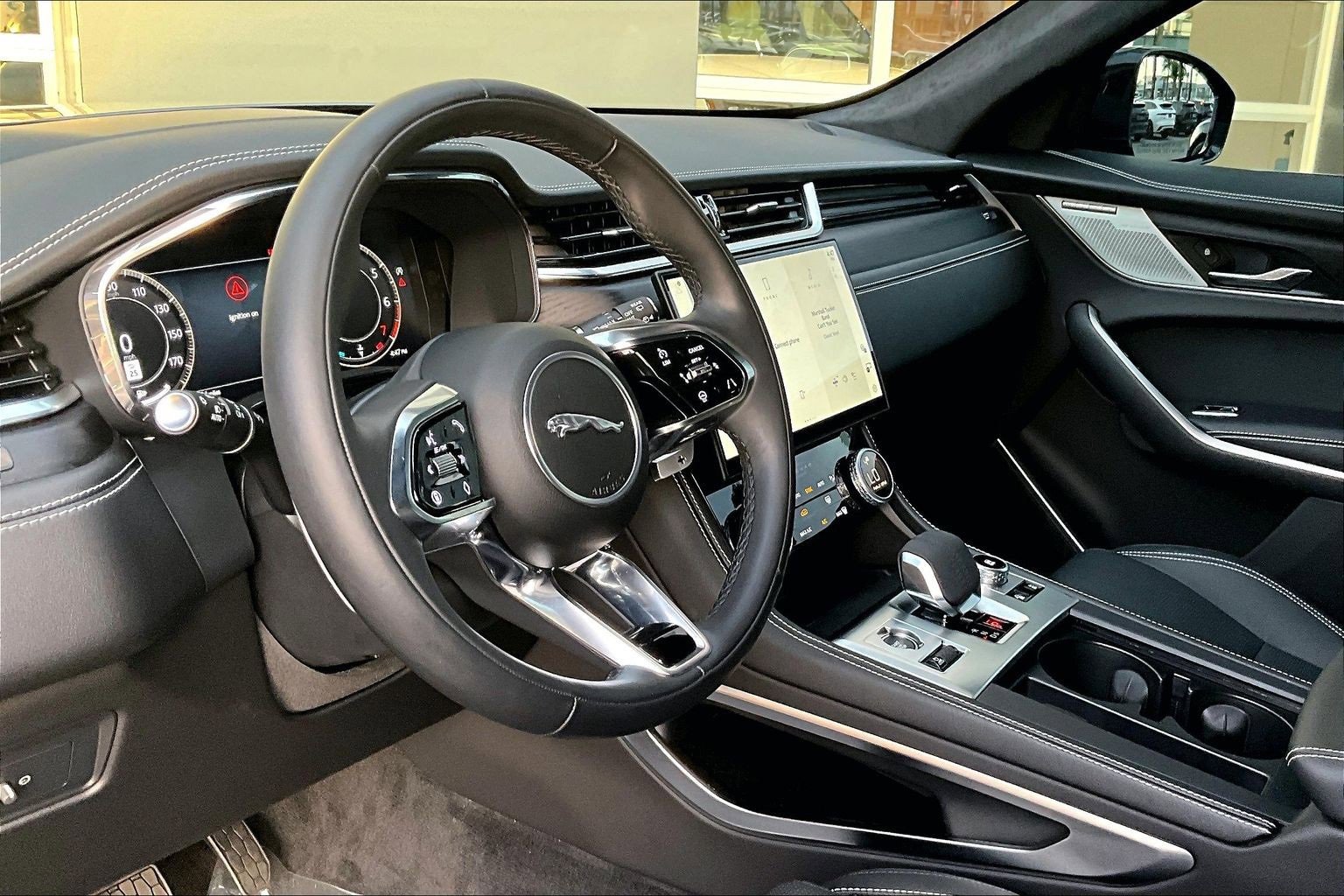 Used 2026 Jaguar F-PACE R-Dynamic S image 14