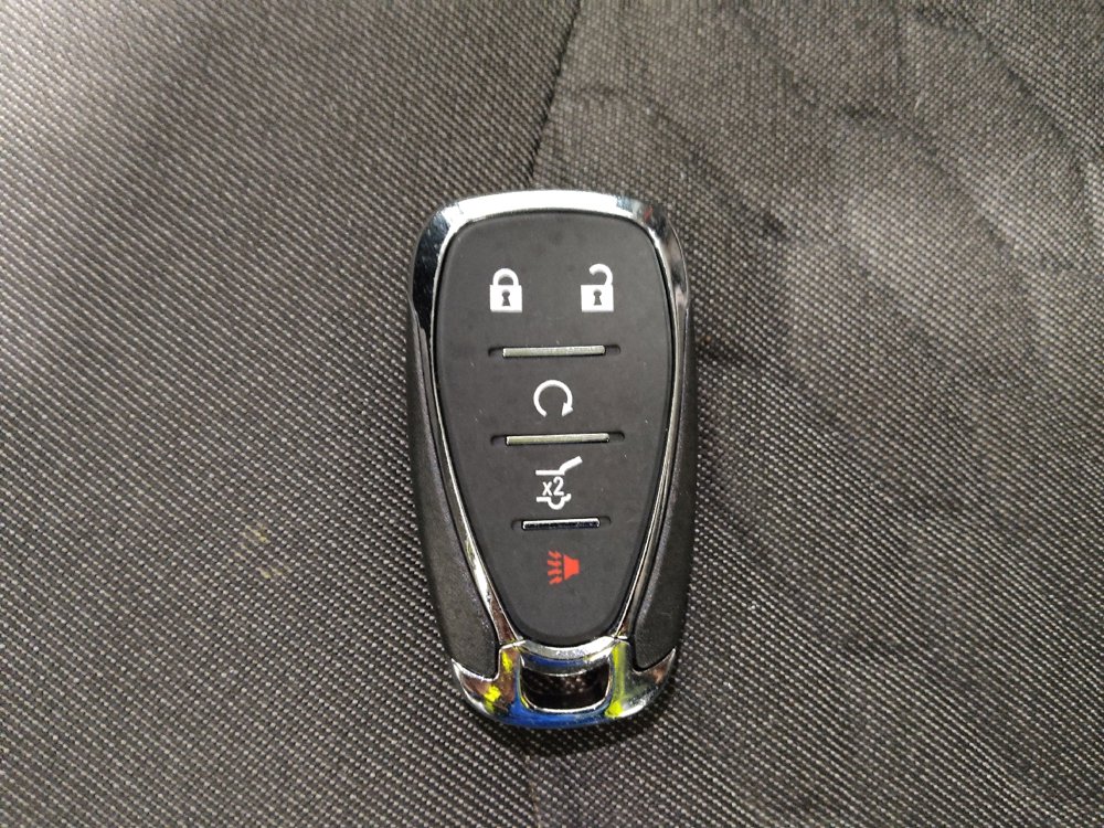 Used 2018 Chevrolet Equinox LT image 32