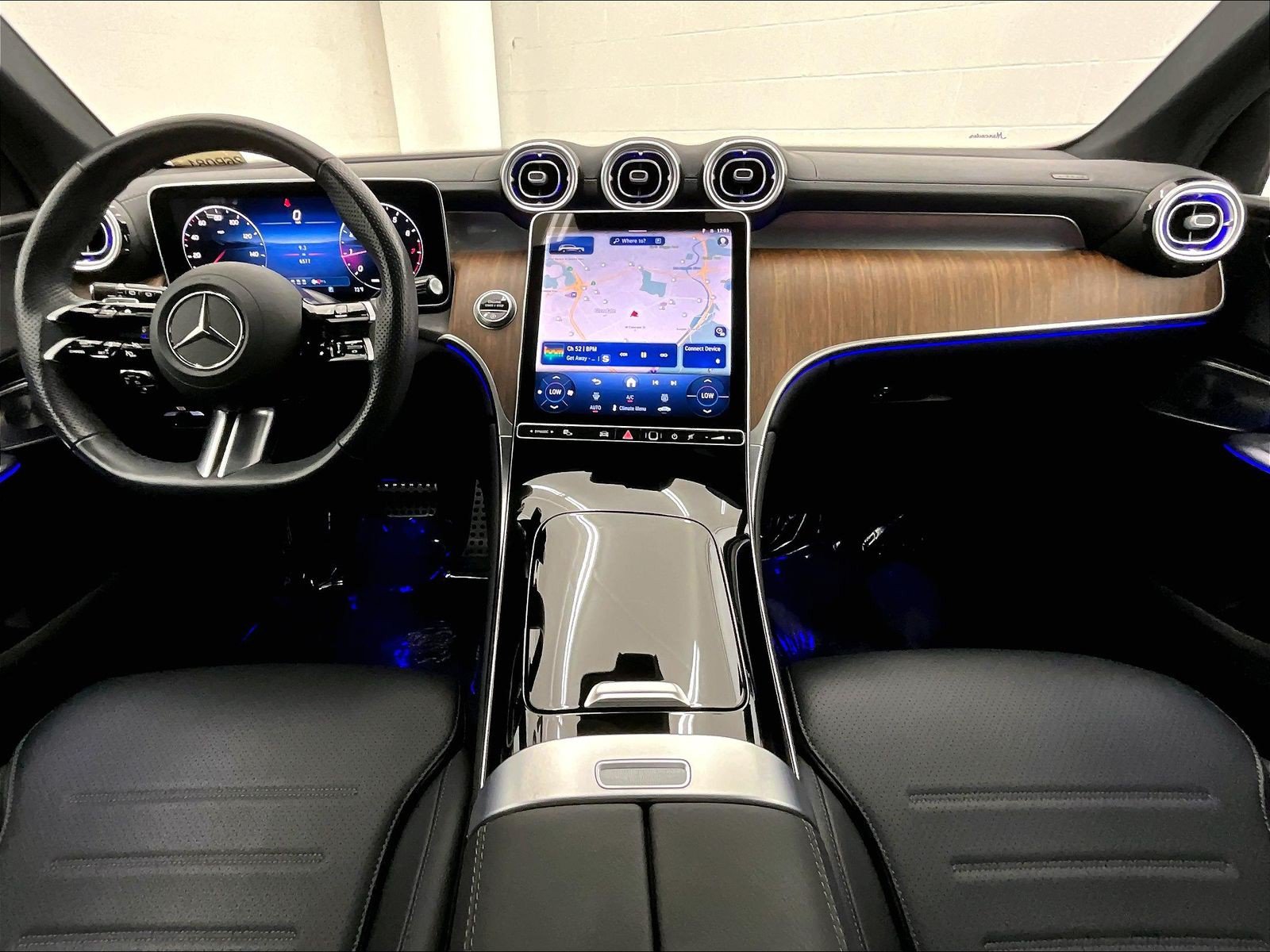 Certified 2025 Mercedes-Benz GLC 300 4MATIC w/ AMG Line image 14
