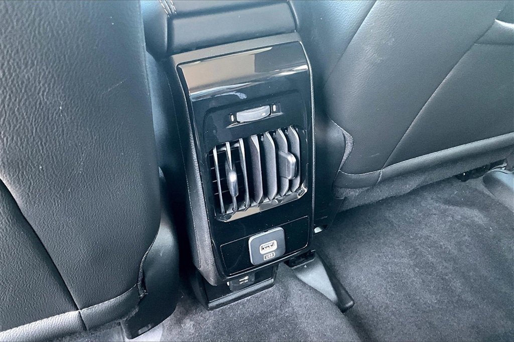 Used 2022 Jeep Compass Limited image 10