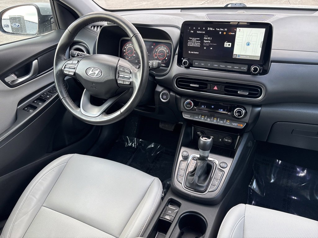 Used 2023 Hyundai Kona Limited image 14
