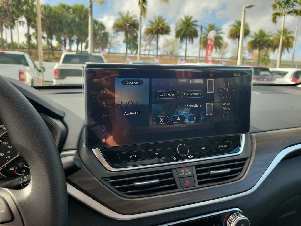 Used 2025 Nissan Altima 2.5 SV w/ SV Special Edition Package image 22