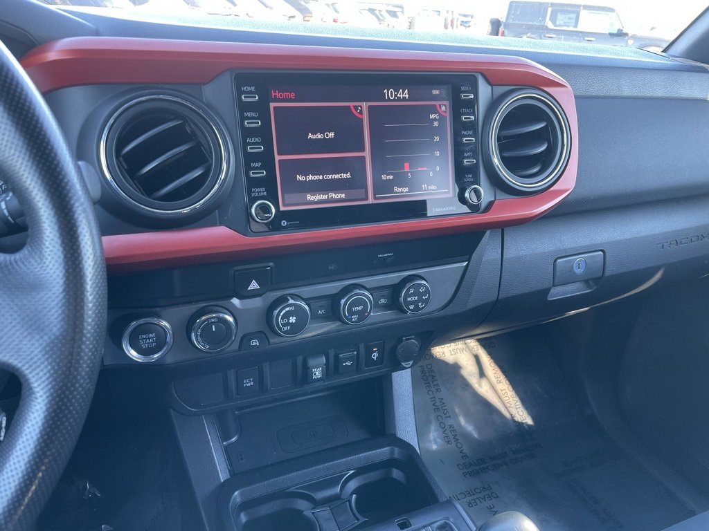 Used 2020 Toyota Tacoma TRD Off-Road image 10