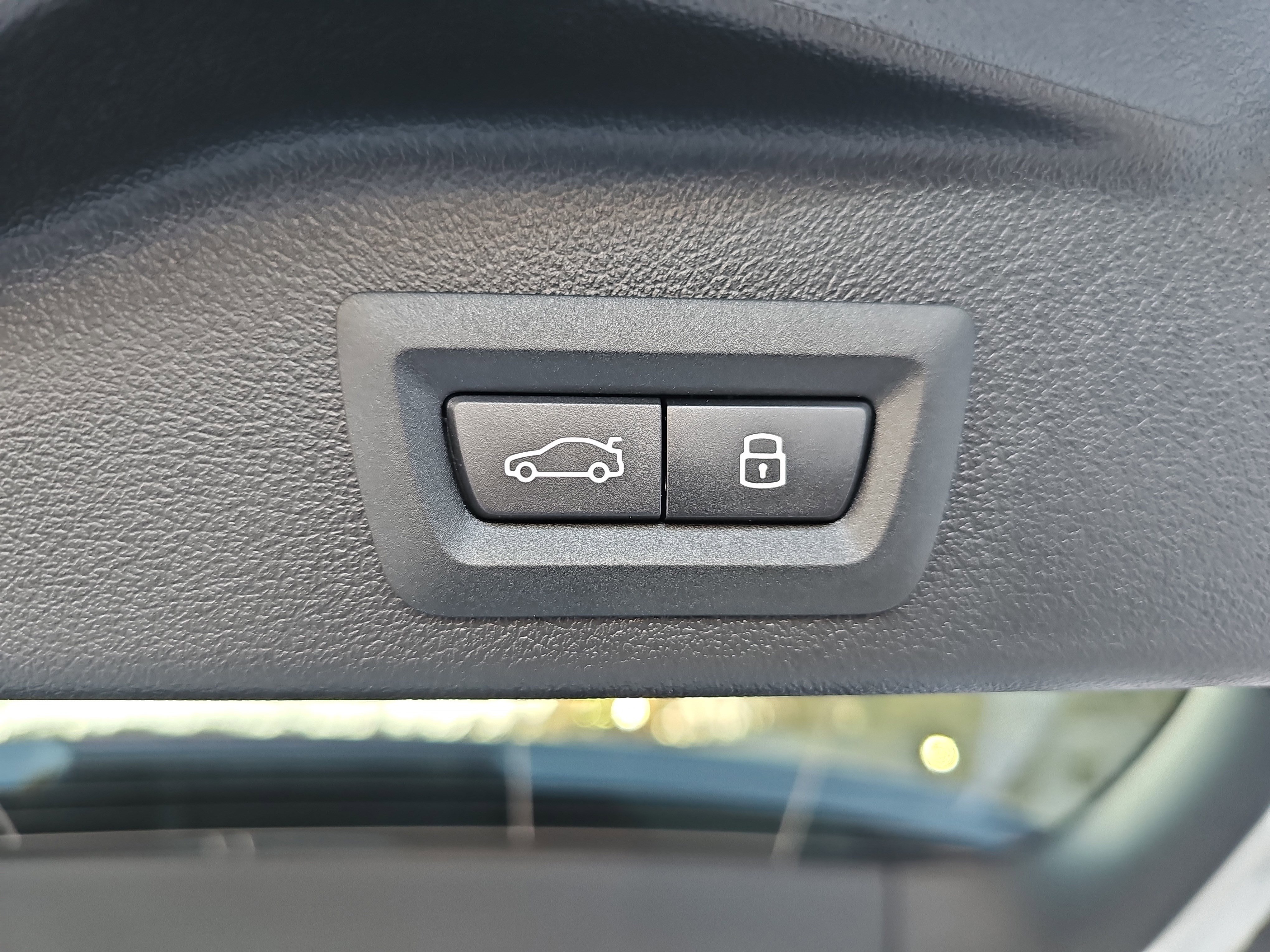 New 2026 BMW X5 xDrive40i w/ Climate Comfort Package AWD/4WD image 15