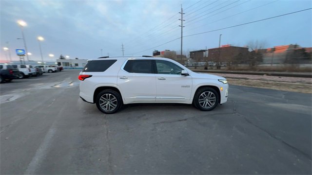 Used 2023 Chevrolet Traverse High Country w/ LPO, Floor Liner Package image 9