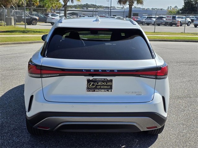 New 2025 Lexus RX 350 image 3