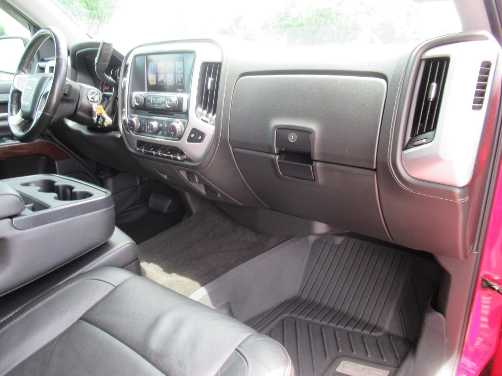 Used 2018 GMC Sierra 1500 SLT w/ SLT Premium Package AWD/4WD image 11