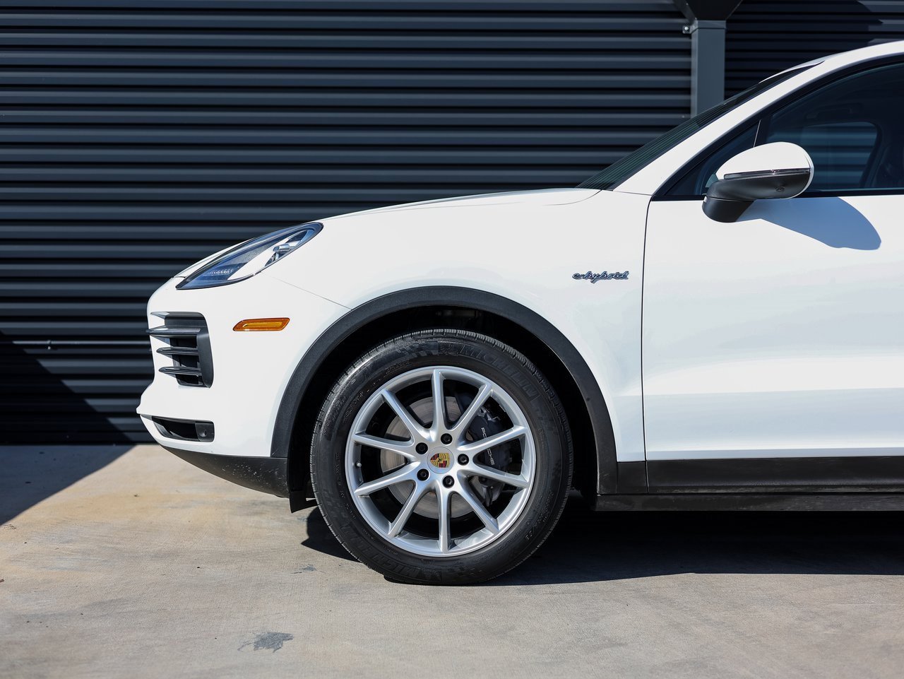 Certified 2022 Porsche Cayenne E-Hybrid image 11