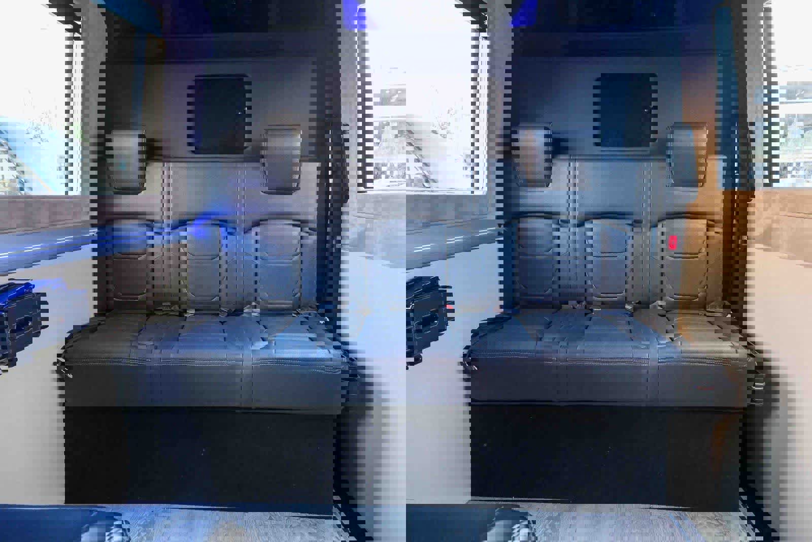 Used 2024 Mercedes-Benz Sprinter 3500 w/ Parking Package image 32