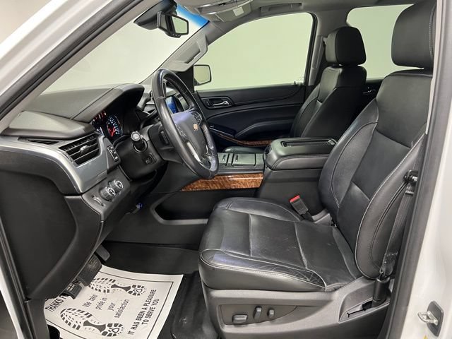 Used 2019 Chevrolet Tahoe Premier w/ RST Edition AWD/4WD image 19