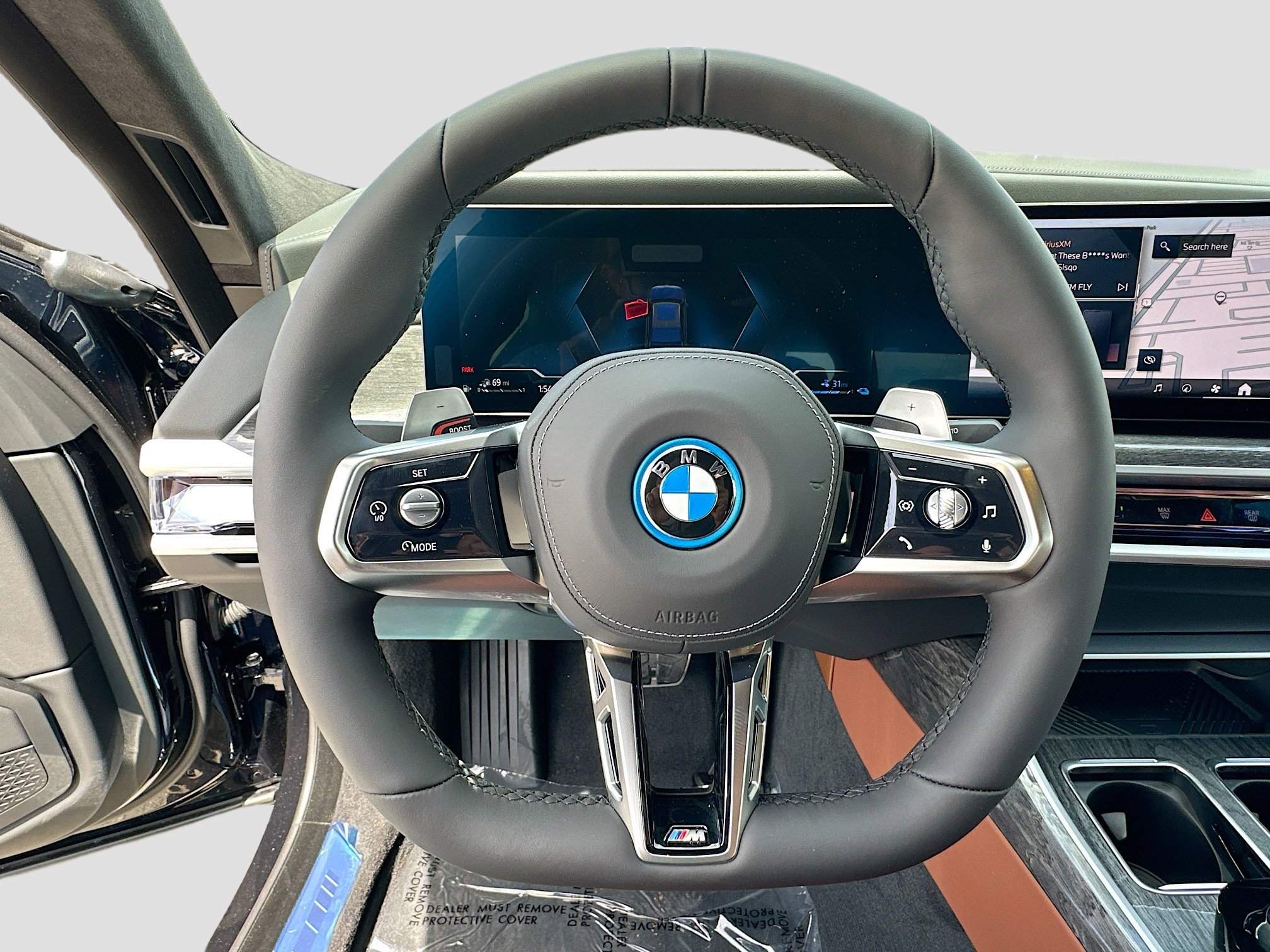 New 2025 BMW 750e xDrive w/ Luxury Rear Seating Package image 10