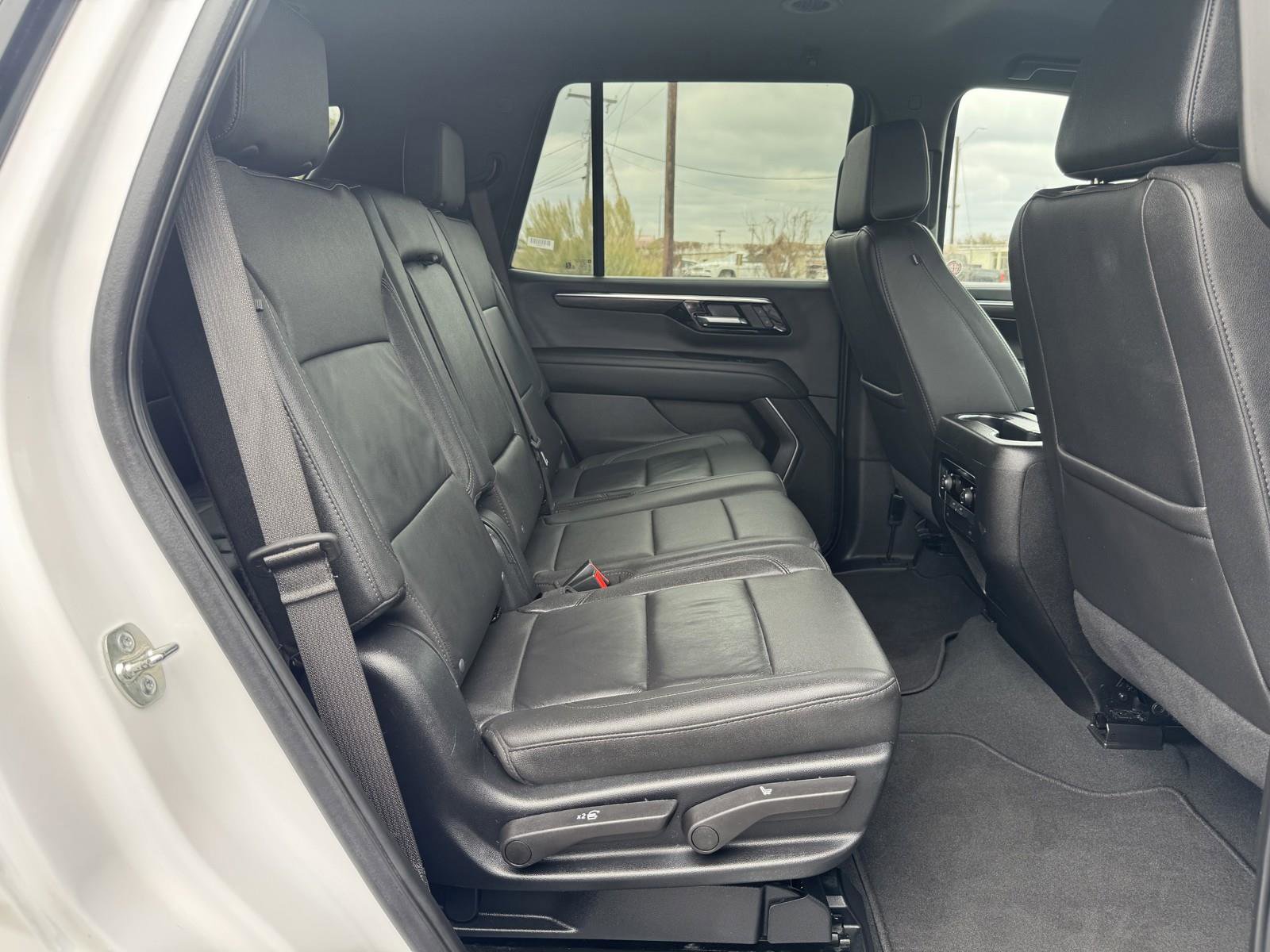 Used 2025 Chevrolet Tahoe LT image 36