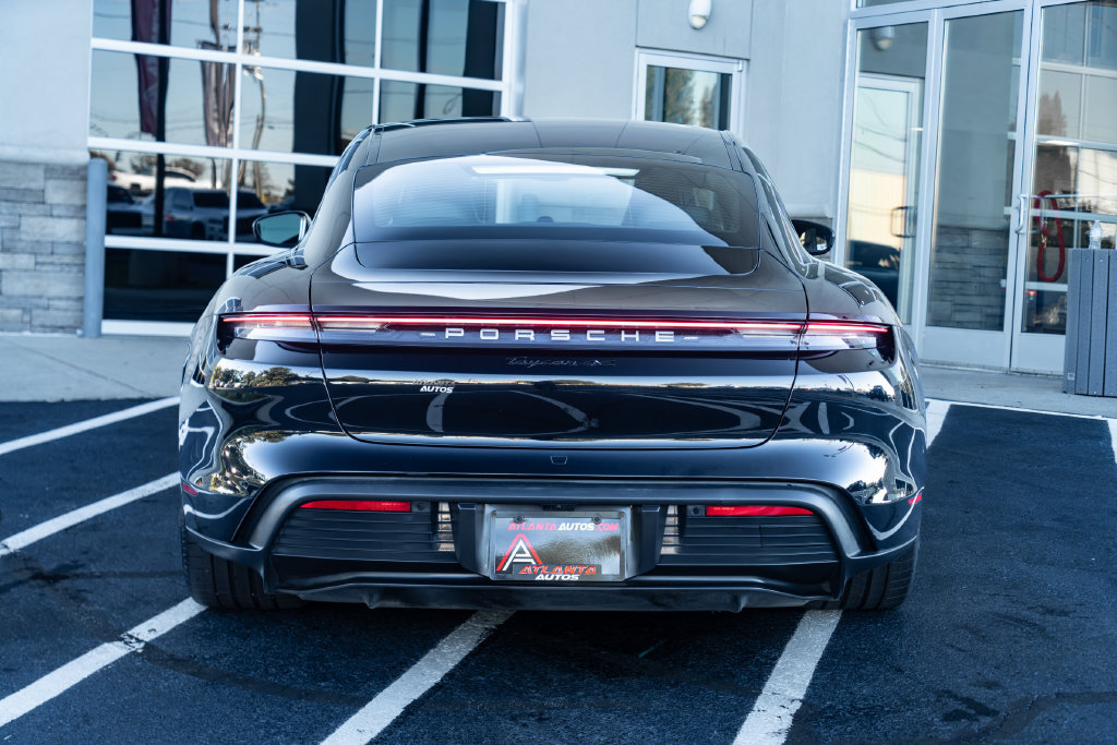 Used 2022 Porsche Taycan 4S AWD/4WD image 13