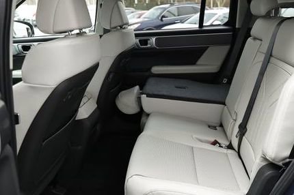 New 2026 Hyundai Santa Fe SEL image 8