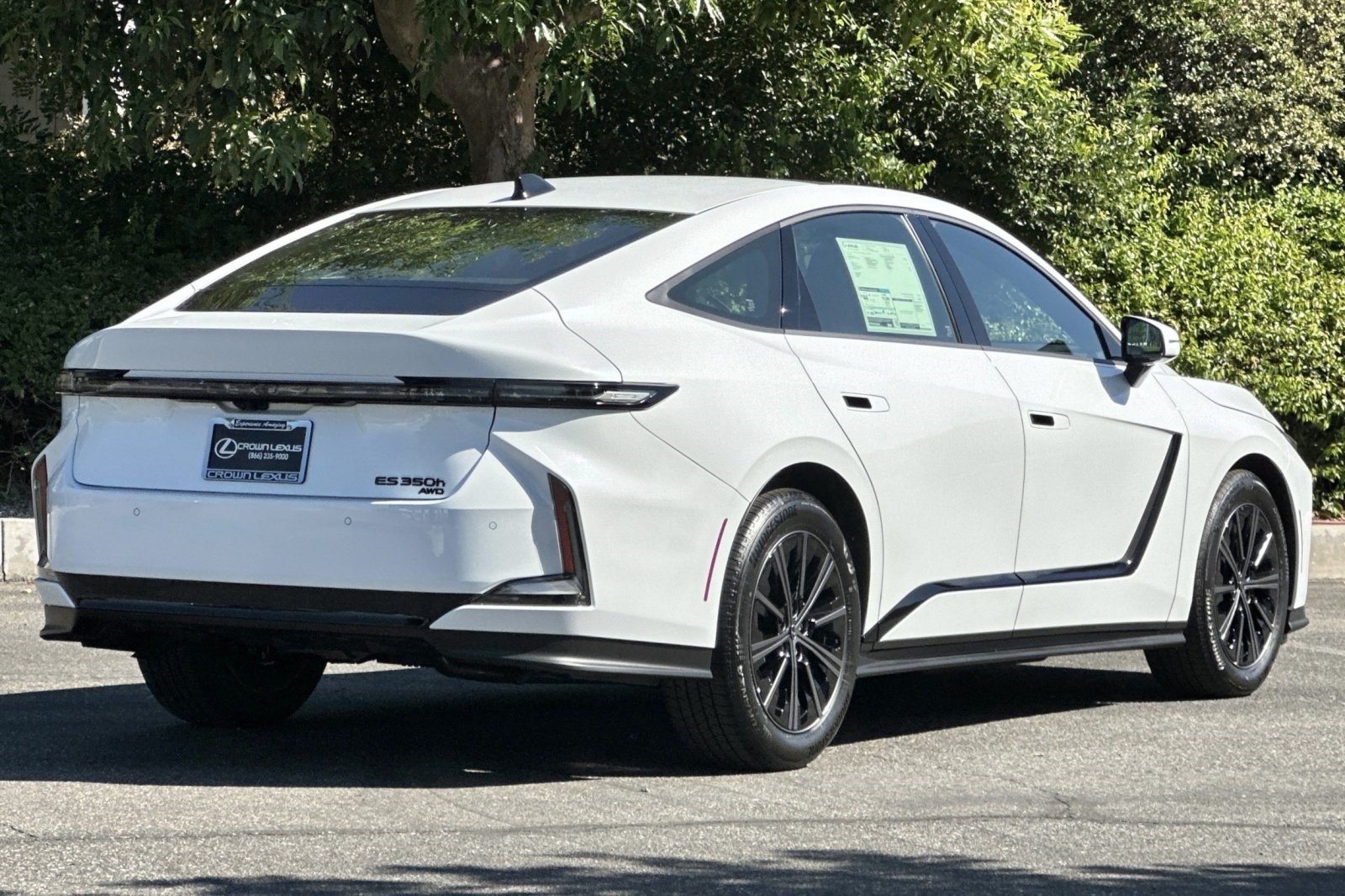 New 2026 Lexus ES 350h AWD w/ Convenience Package image 9