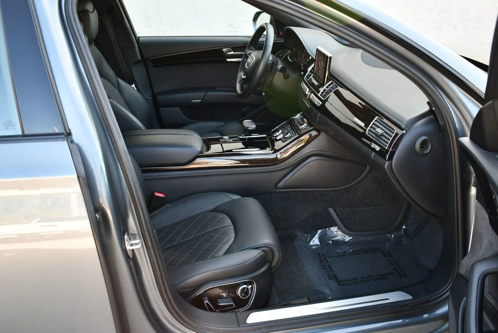 Used 2017 Audi A8 L 4.0T w/ Driver Assistance Package image 46