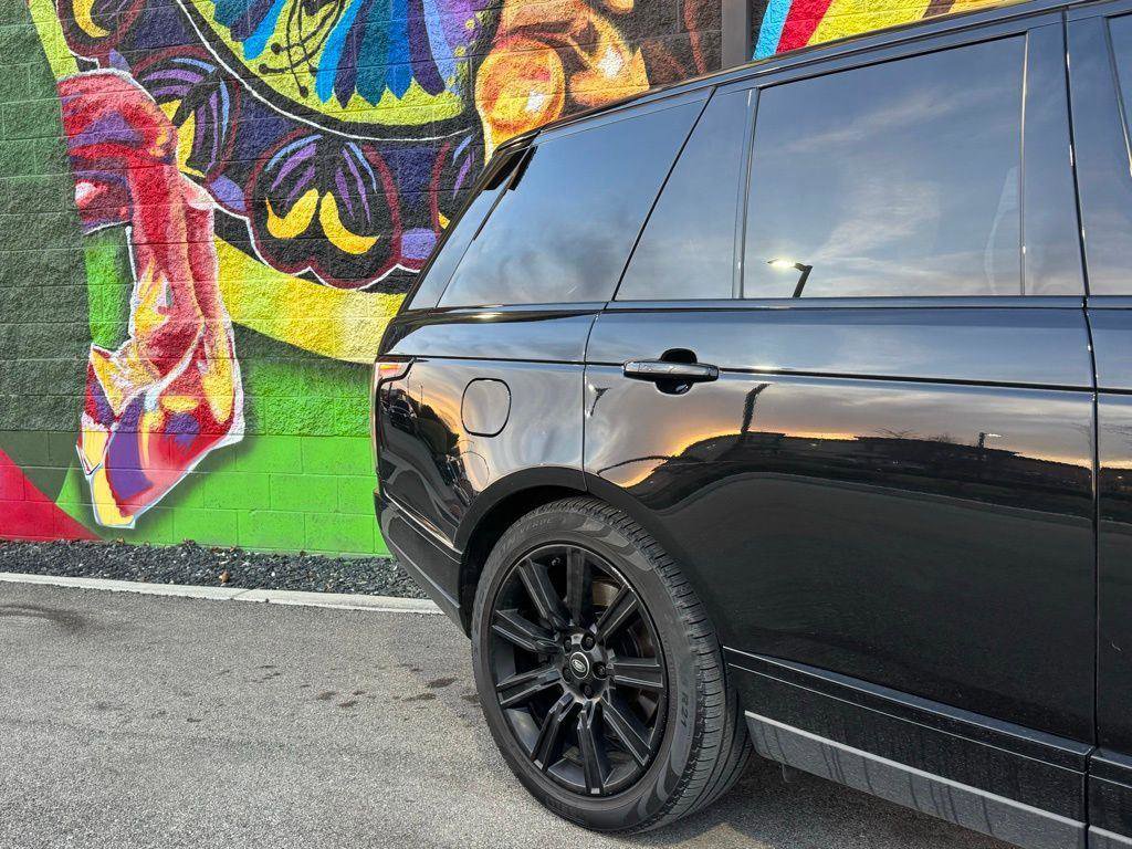 Used 2021 Land Rover Range Rover P525 Westminster Edition image 17