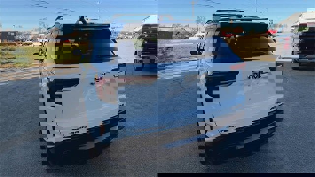 New 2026 GMC Terrain AT4 w/ Convenience Package III image 39