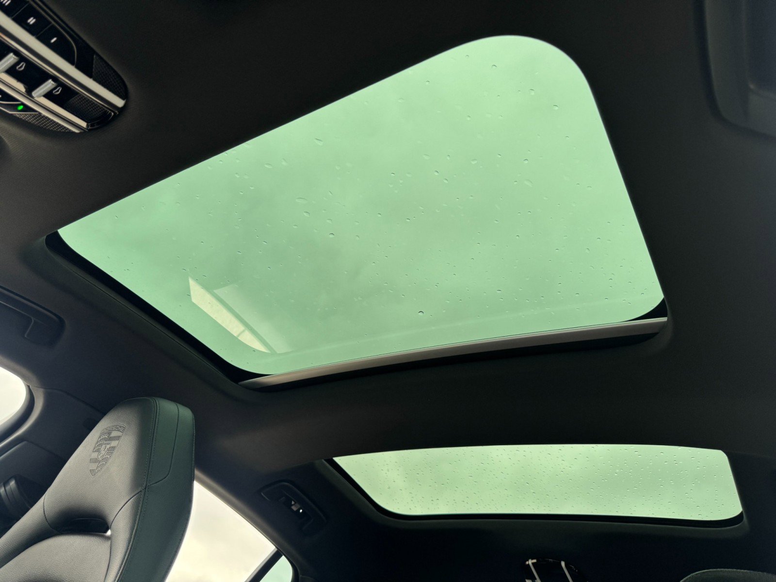 Used 2022 Porsche Panamera 4 AWD/4WD image 12