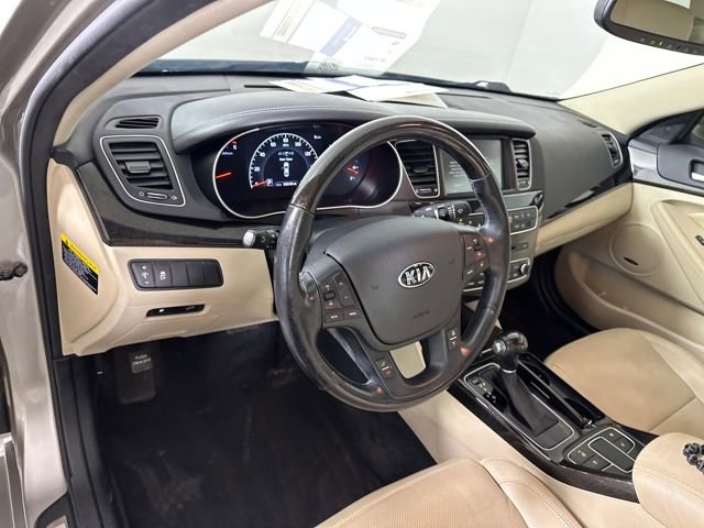 Used 2014 Kia Cadenza Premium w/ Luxury Package image 13