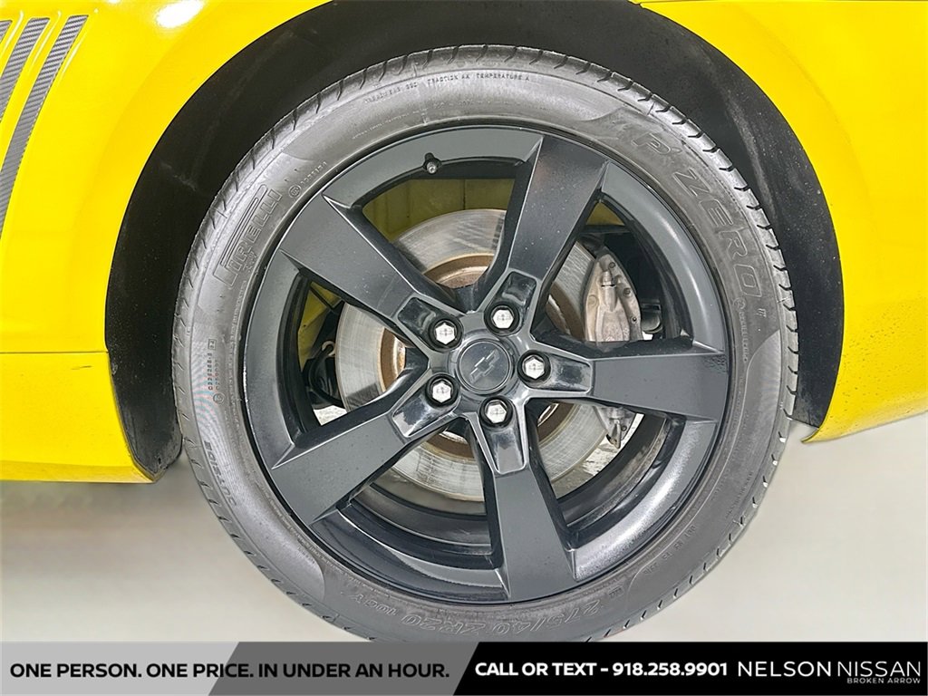 Used 2010 Chevrolet Camaro SS w/ RS Package image 26