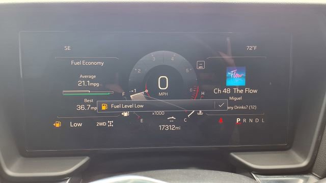 Used 2025 GMC Terrain Elevation w/ Elevation Premium Package image 32