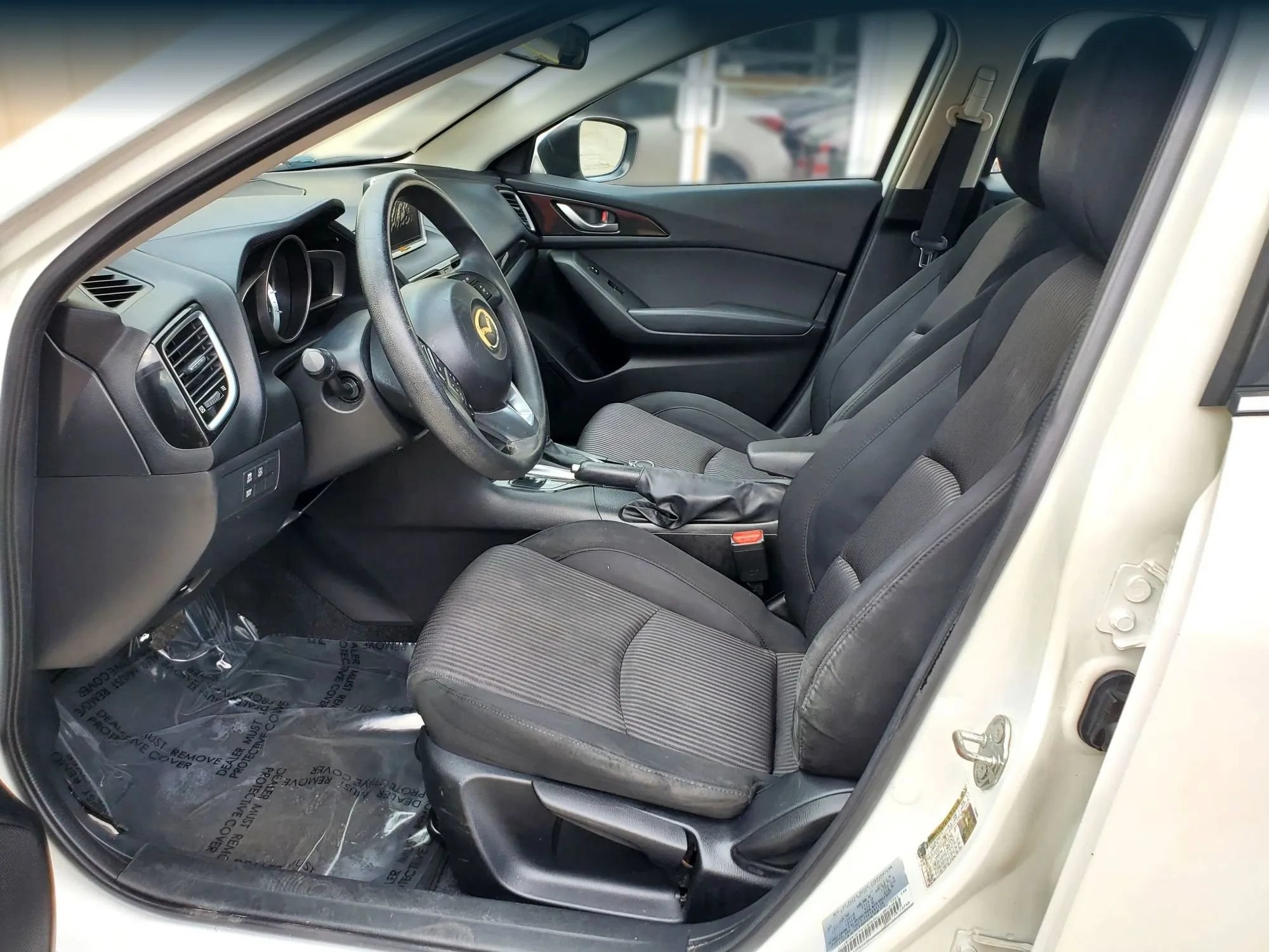 Used 2016 MAZDA MAZDA3 i Sport w/ Preferred Equipment Package FWD image 27