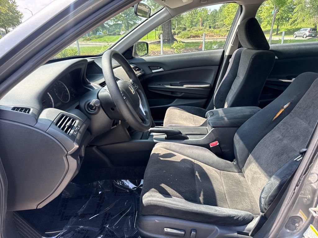 Used 2009 Honda Accord LX-P image 12