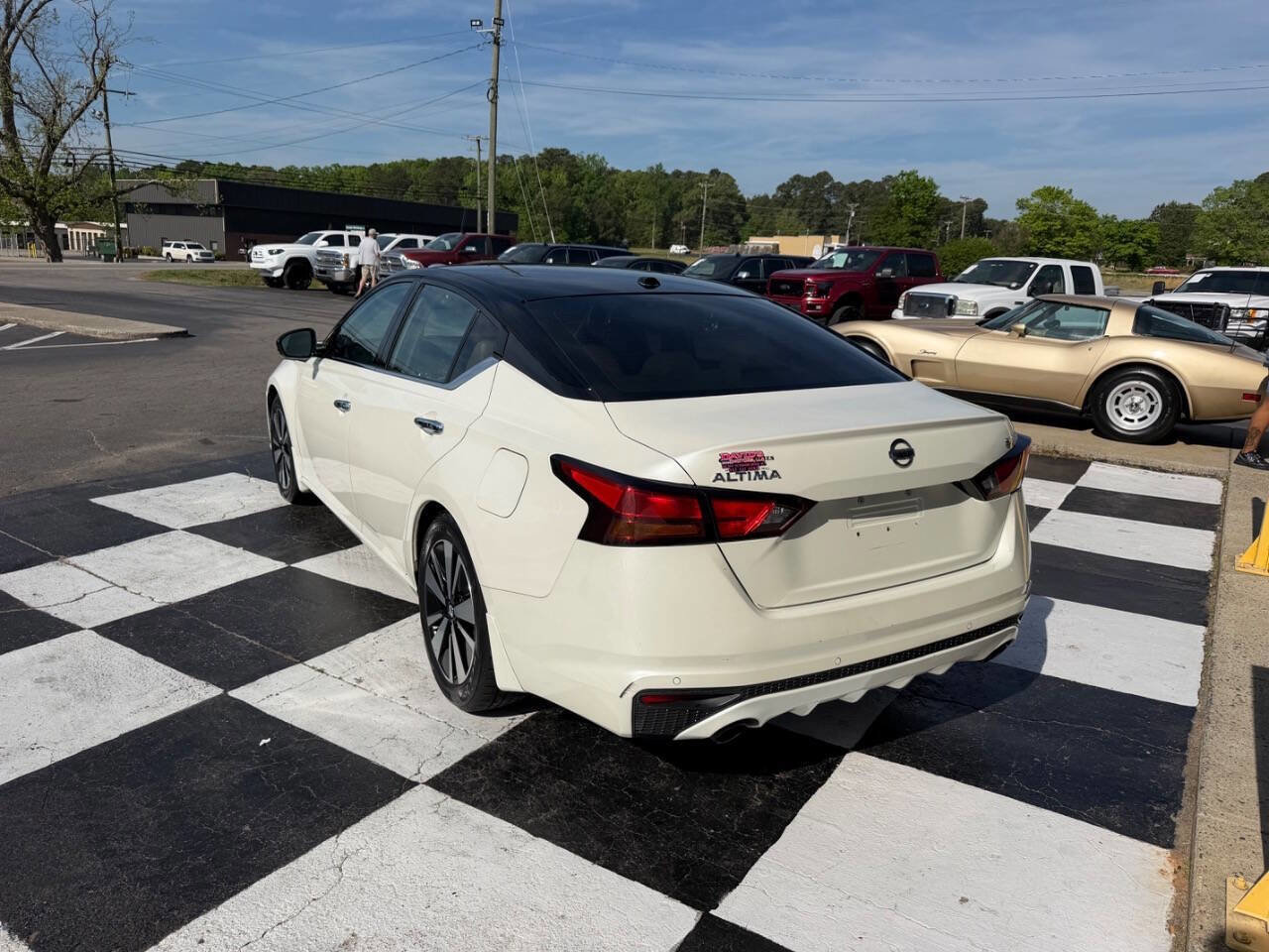 Used 2020 Nissan Altima 2.5 SL FWD image 7