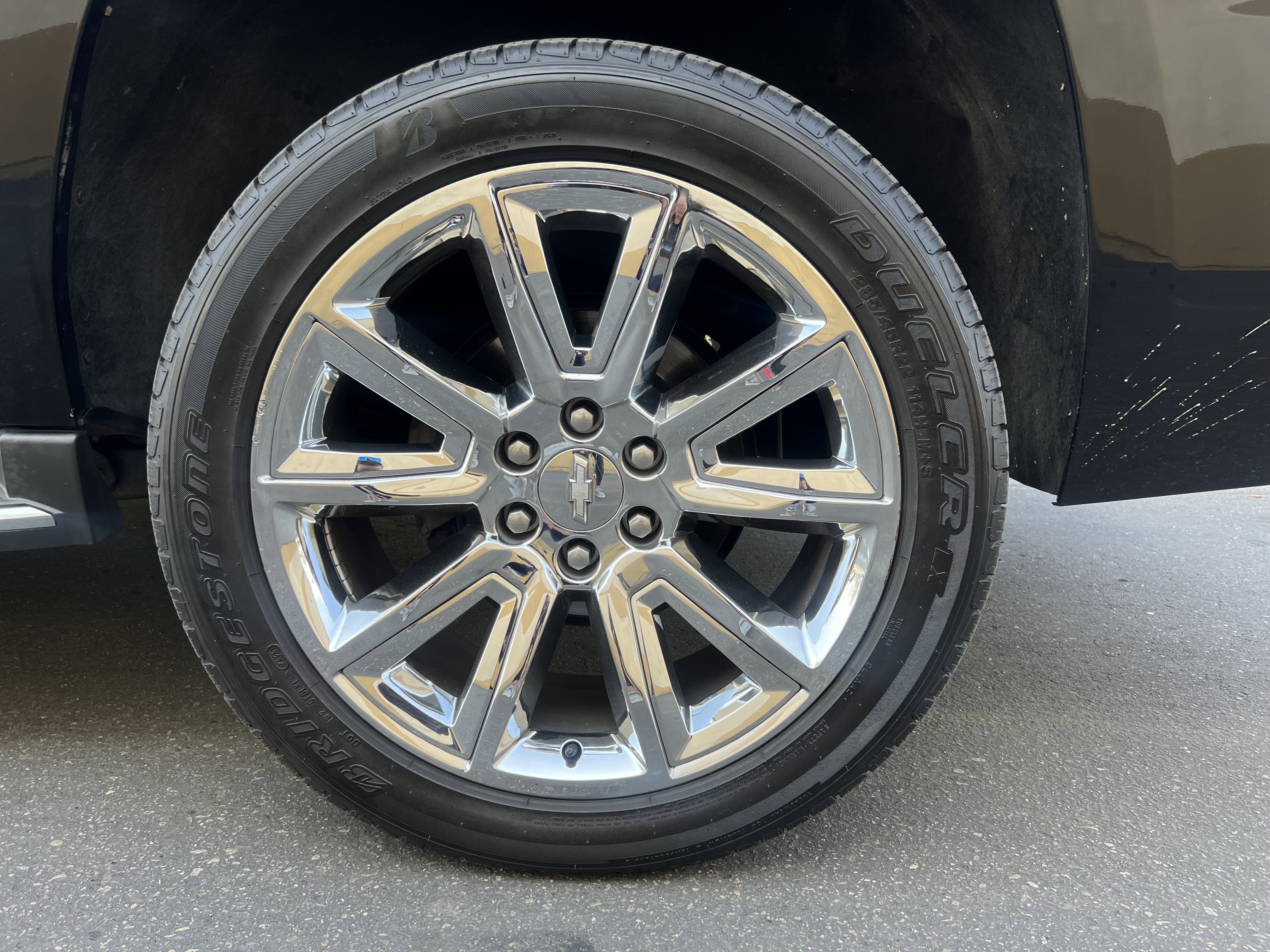 Used 2017 Chevrolet Suburban Premier image 36