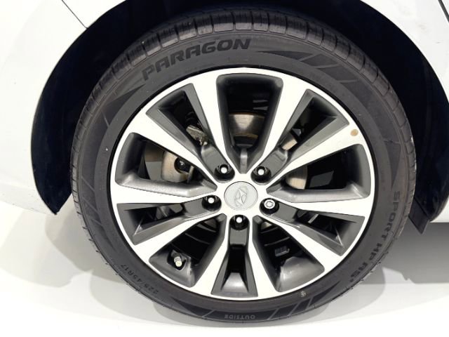 Used 2018 Hyundai Elantra GT w/ Style Package 02 FWD image 13