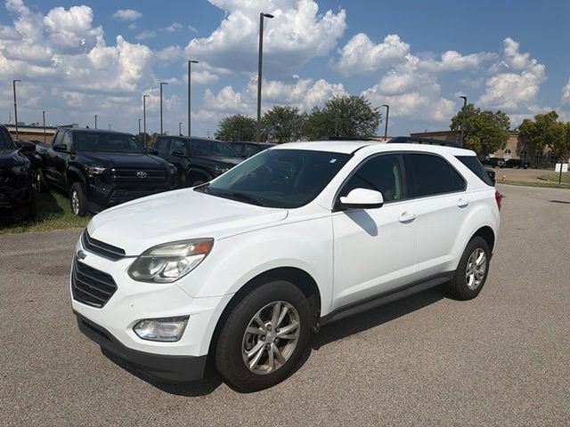 Used 2017 Chevrolet Equinox LT w/ Convenience Package FWD image 2