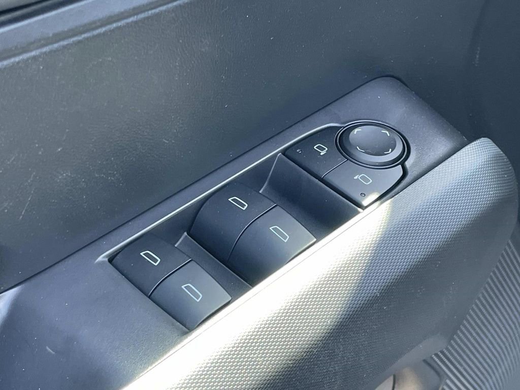 Used 2023 Chevrolet Colorado W/T w/ WT Convenience Package II RWD image 16