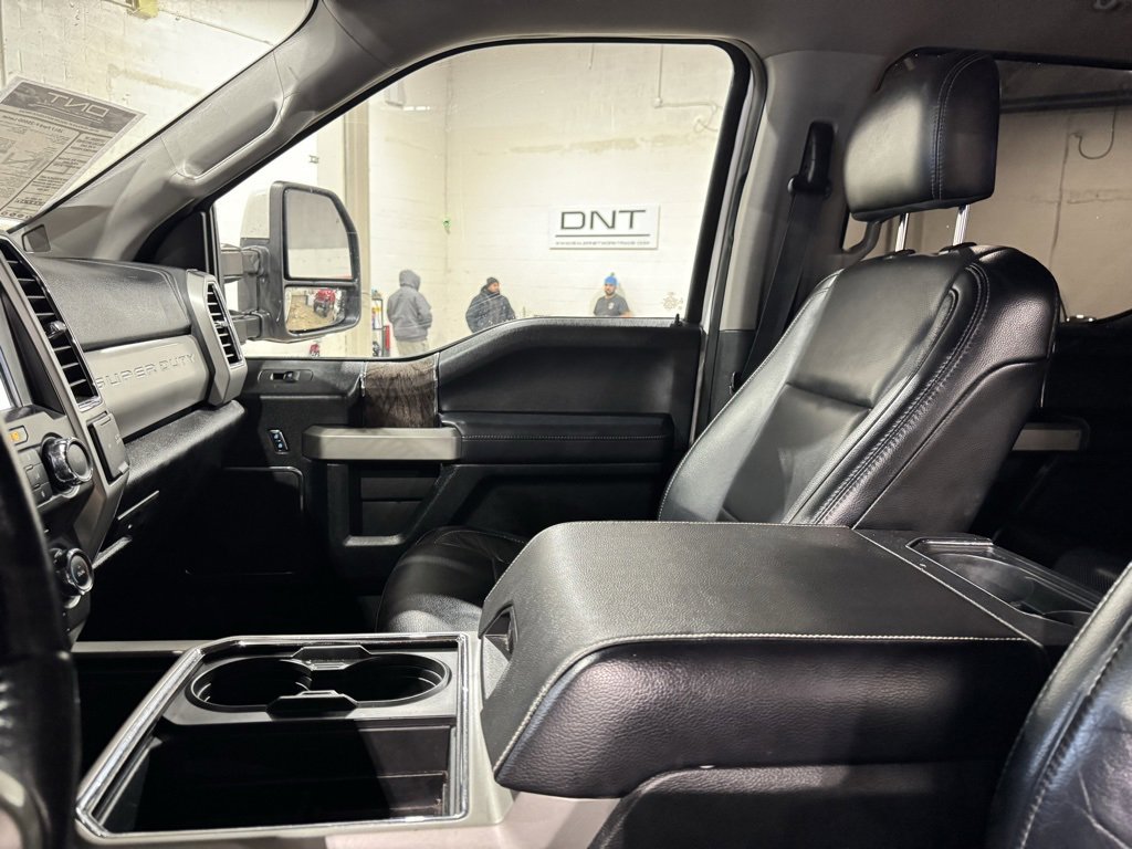 Used 2017 Ford F250 Lariat w/ Lariat Value Package image 18