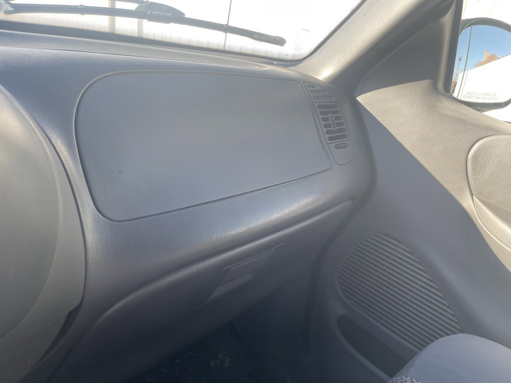 Used 2003 Ford F150 XL image 14