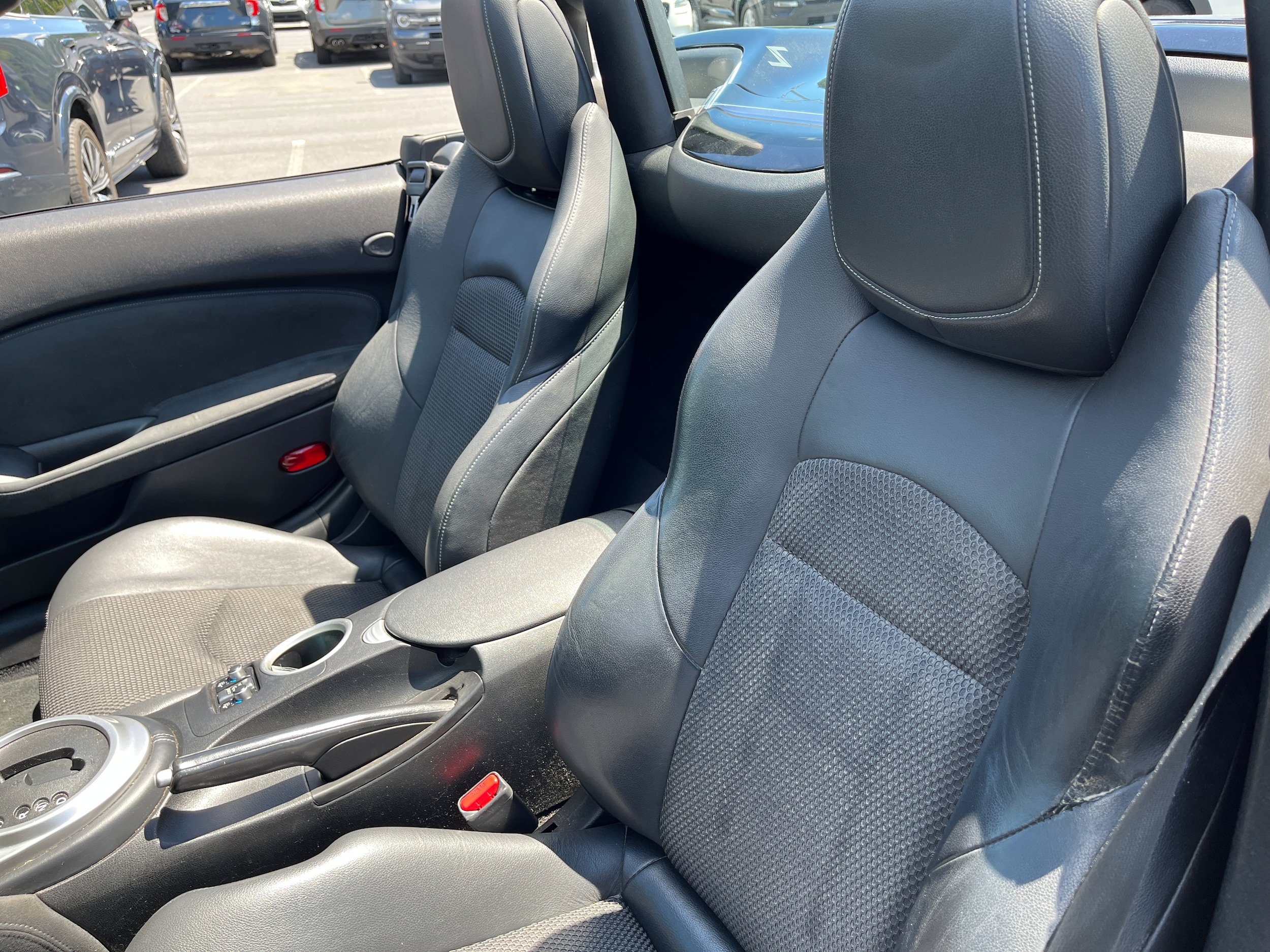 Used 2012 Nissan 370Z Touring w/ Sport Pkg RWD image 9